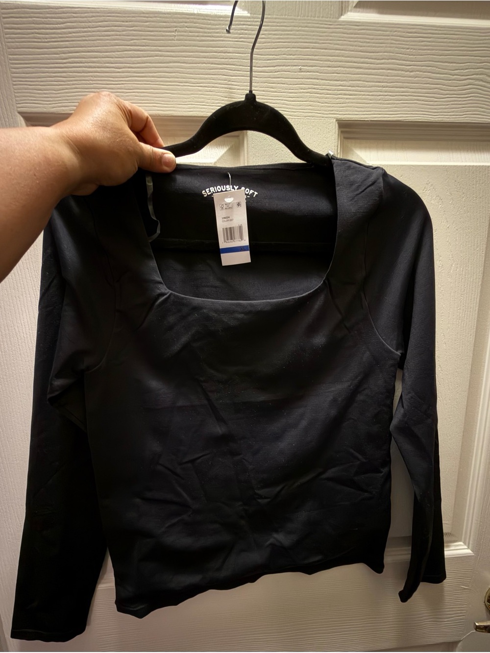 Aeropostale Seriously Soft Black Long-Sleeve Scoop Neck Top